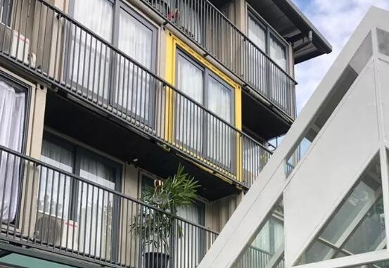 濟(jì)南大小門牙景區(qū)住人集裝箱房度假酒店 濟(jì)南大小門牙景區(qū)住人集裝箱房度假酒店